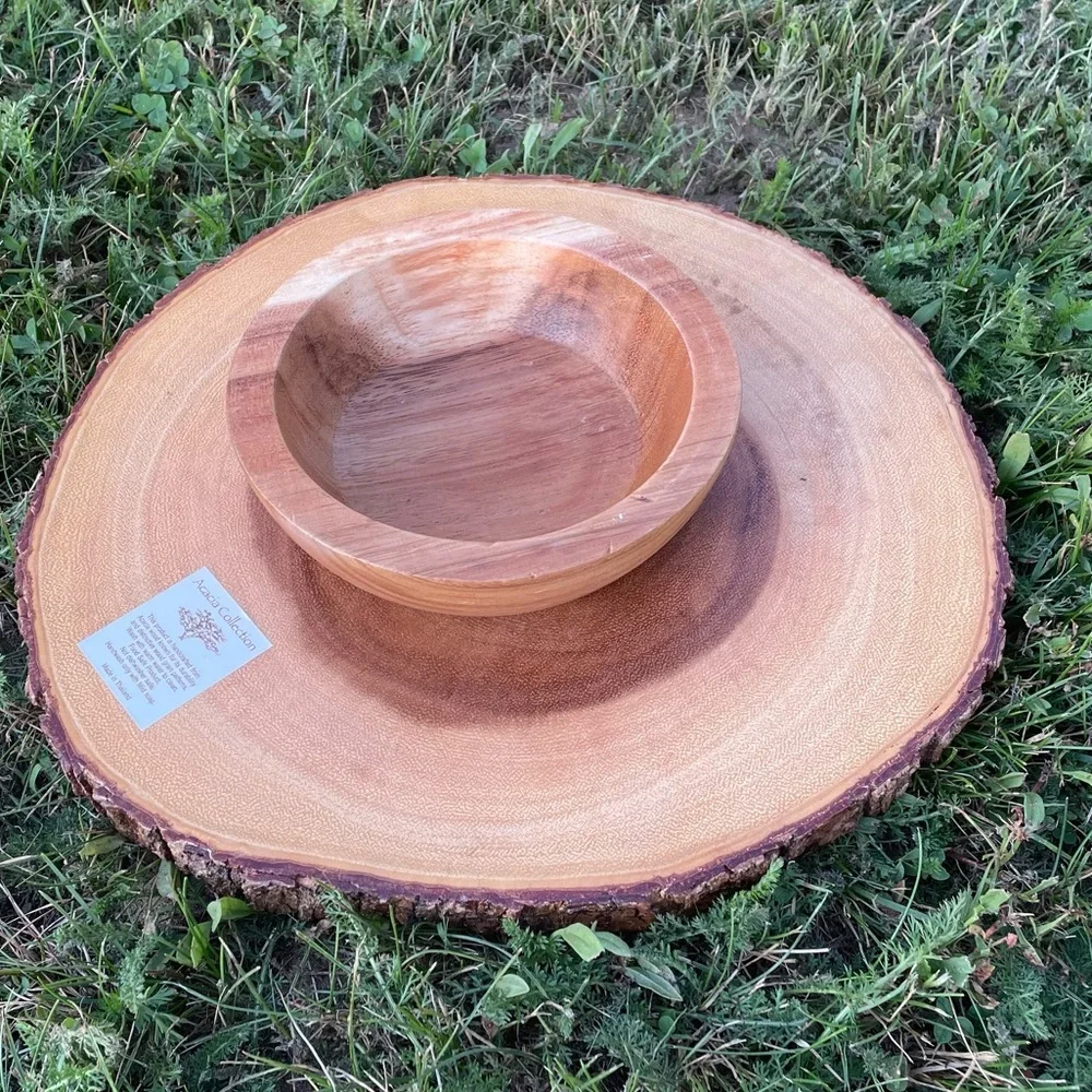 ACACIA COLLECTION Handcrafted Wooden Wood Slice Raw Edge Serving Tray Bowl